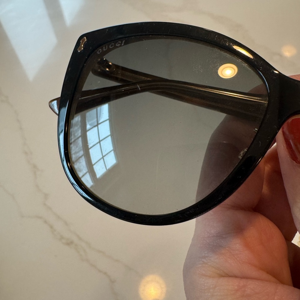 Gucci Round Cat Eye Sunglasses, Black, Pearl and Tortoise Shell - Picture 7 of 10